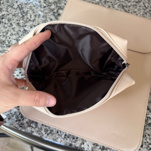 Mosiso | Cream Laptop Sleeve and Pouch Set - Picture 5 of 10